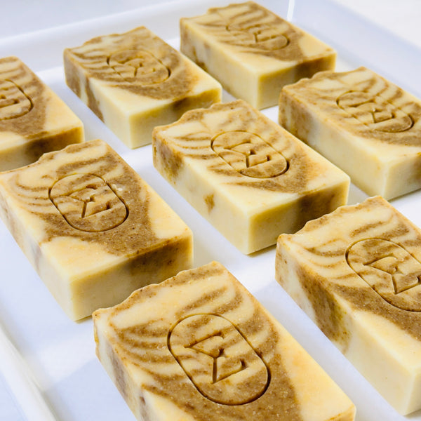 SWEET OAK & ROSE petals • Honey + Colloidal Oatmeal Exfoliant | unscented Soap Bar